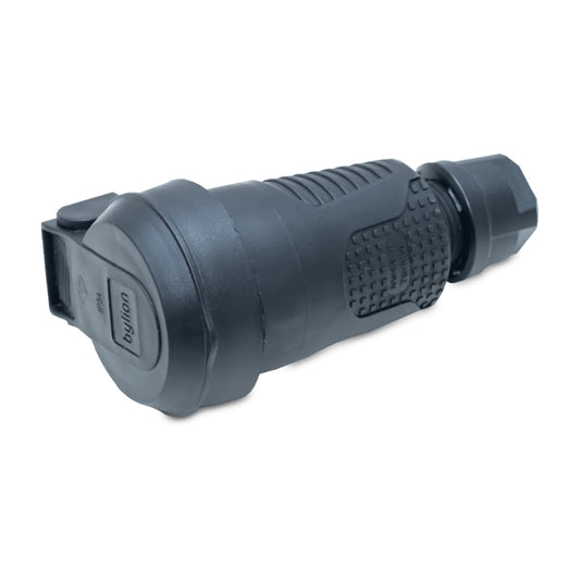 Гумен контакт с капак, IP54 16A 250V с френски стандарт за заземяване (ПИН), Bylion
